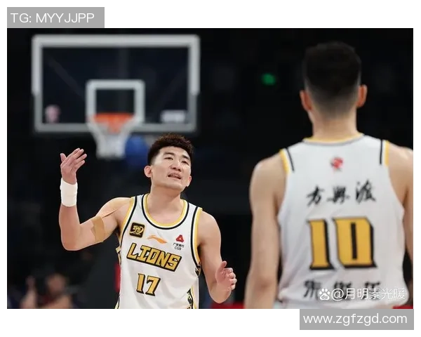 北京篮球队个人能力革新引发热议球员发展与战术调整的双重变革