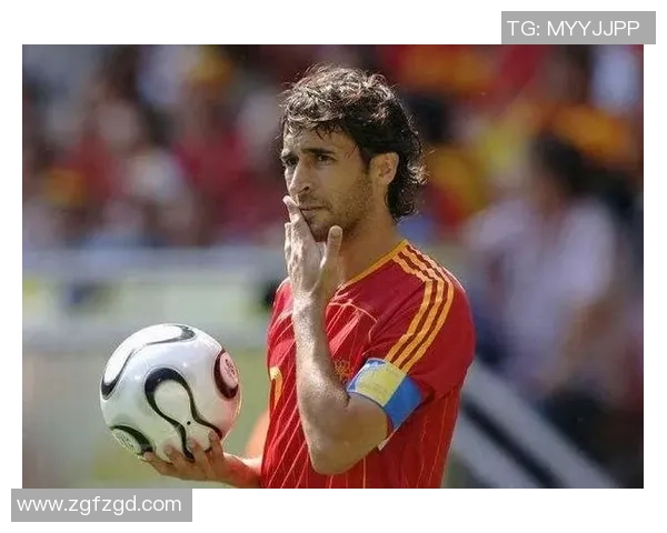 足球明星抽烟现象探讨及其对职业生涯的影响分析