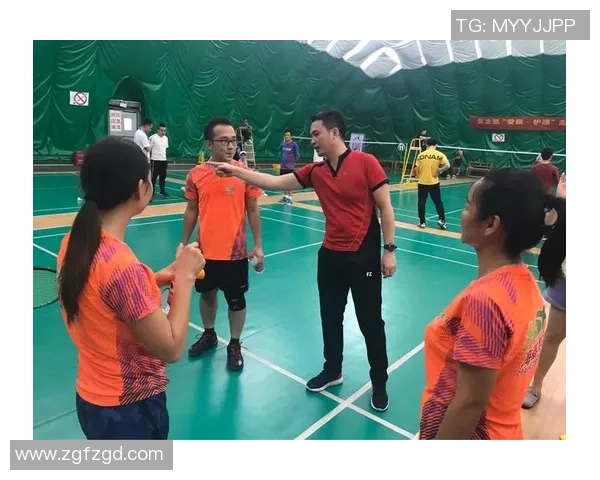 重庆羽毛球队与上海羽毛球队赛后复盘分析团队配合与战术策略的成功与不足 重庆羽毛球队与上海羽毛球队赛后复盘分析团队配合与战术策略的成功与不足