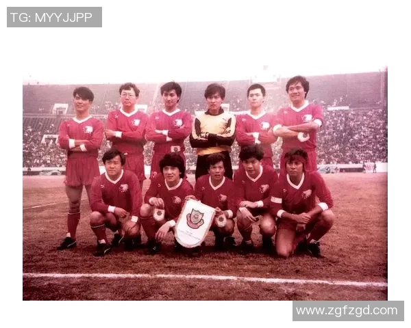 香港足球明星队的辉煌历程与未来展望:一段激情与梦想交织的旅程 香港足球明星队的辉煌历程与未来展望:一段激情与梦想交织的旅程